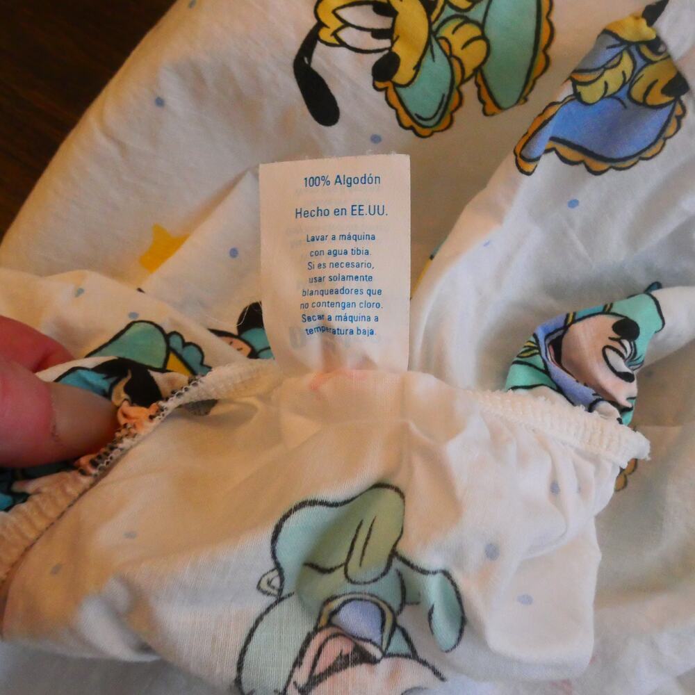 Vintage Dundee Disney Babies Crib Size Sheet Made in USA Mickey Minnie Pluto - Picture 5 of 7